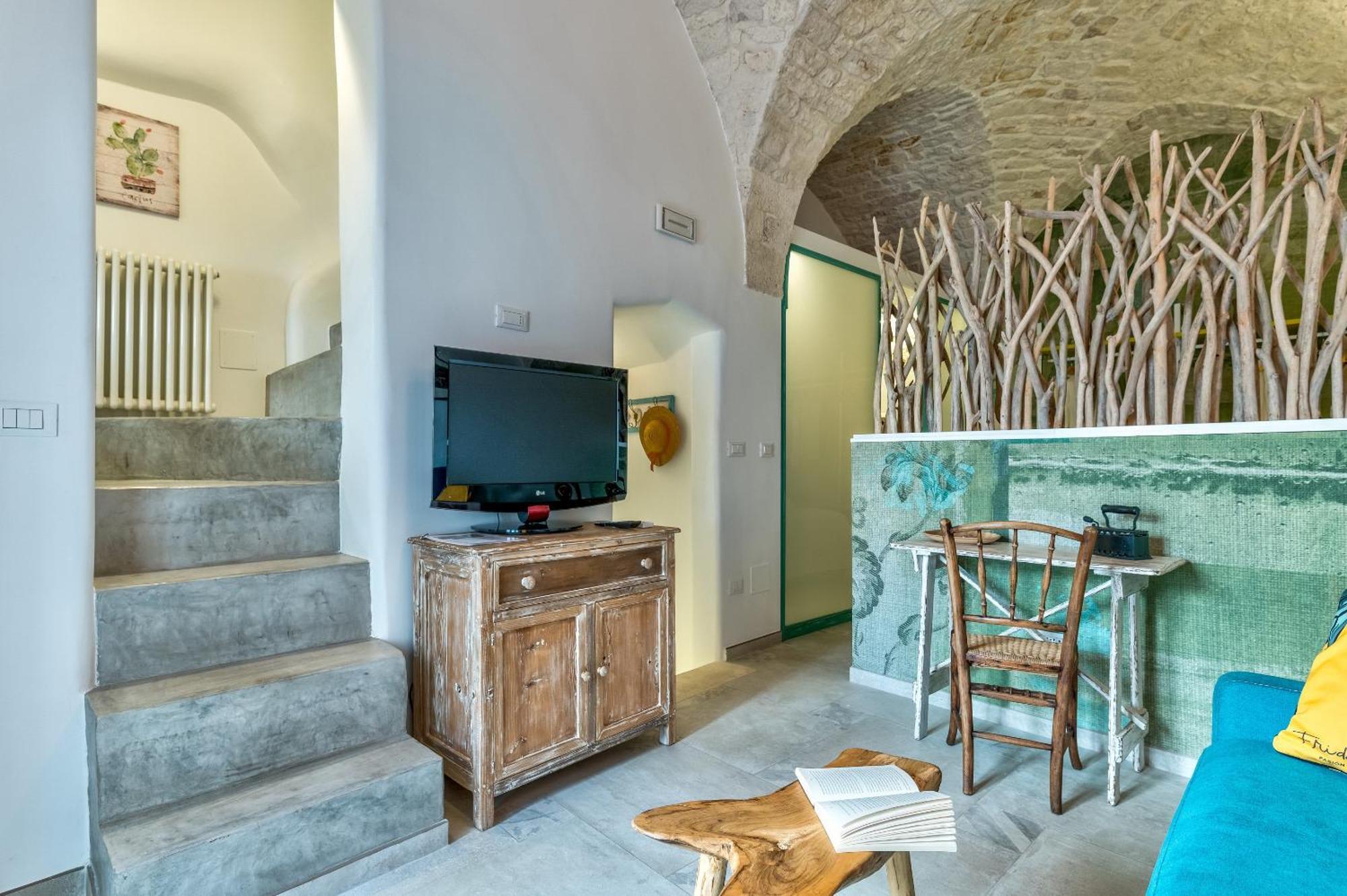 Style - 2 Terraces With Sea Views *