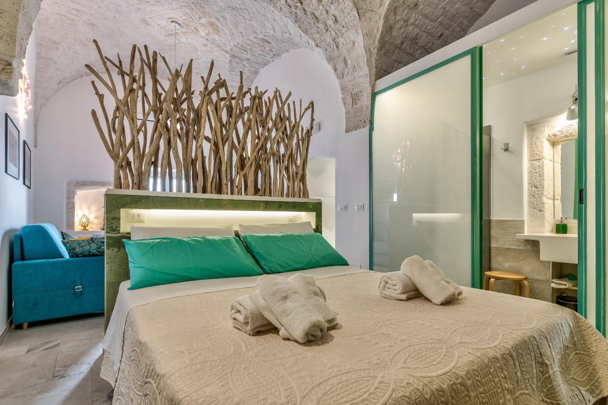 Apartment Style - 2 Terraces With Sea Views *